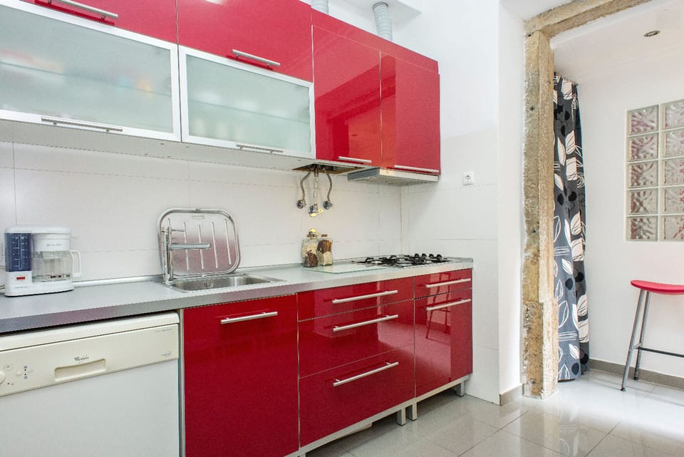Apartment, 2 Bedrooms, Terrace | Private kitchen | Espresso maker, coffee/tea maker, full-size fridge, microwave