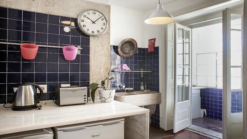 Apartment, 4 Bedrooms, City View | Private kitchen | Espresso maker, coffee/tea maker, full-size fridge, microwave