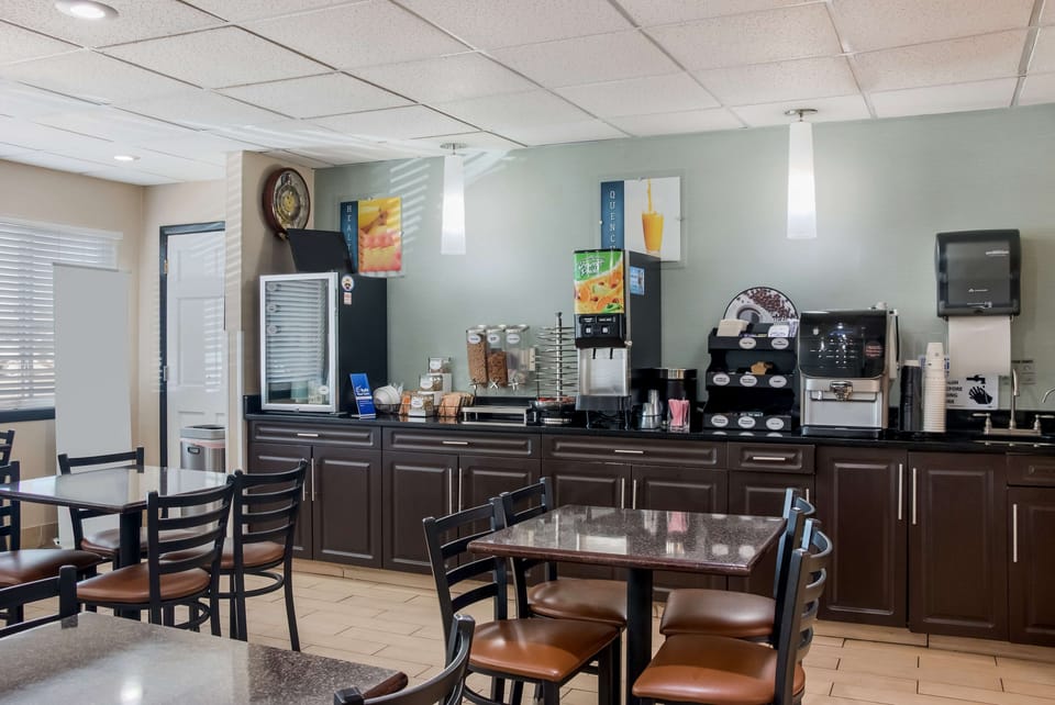 Free daily full breakfast