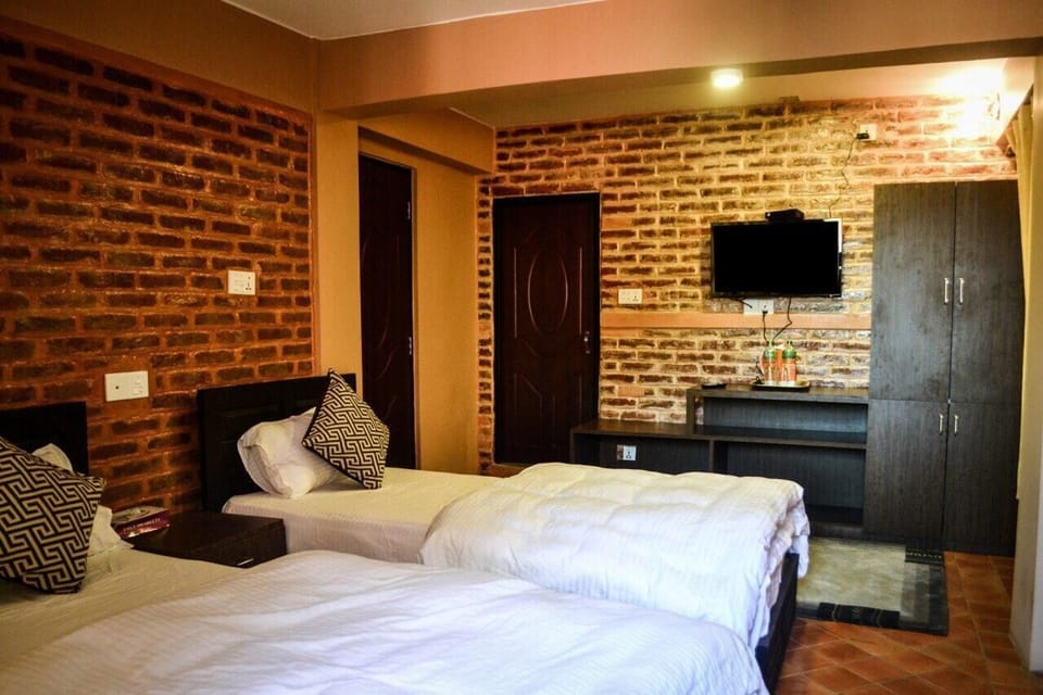 In-room safe, free WiFi