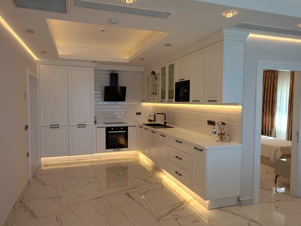 Exclusive Duplex, 3 Bedrooms, Non Smoking, Sea View | Private kitchen