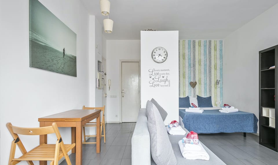 Alcam Pau Claris Apartment in Barcelona