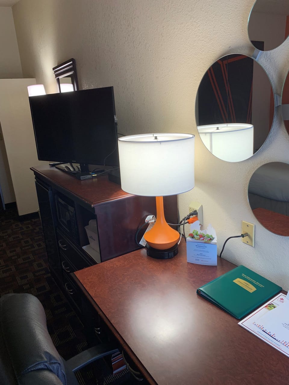 Premium bedding, in-room safe, blackout drapes, iron/ironing board