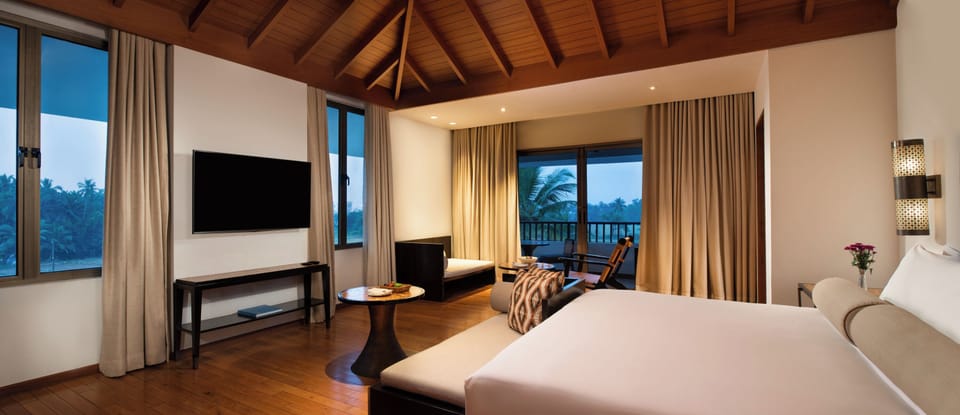 Suite, 1 King Bed with Sofa bed (Alila Suite) | 1 bedroom, premium bedding, memory foam beds, minibar