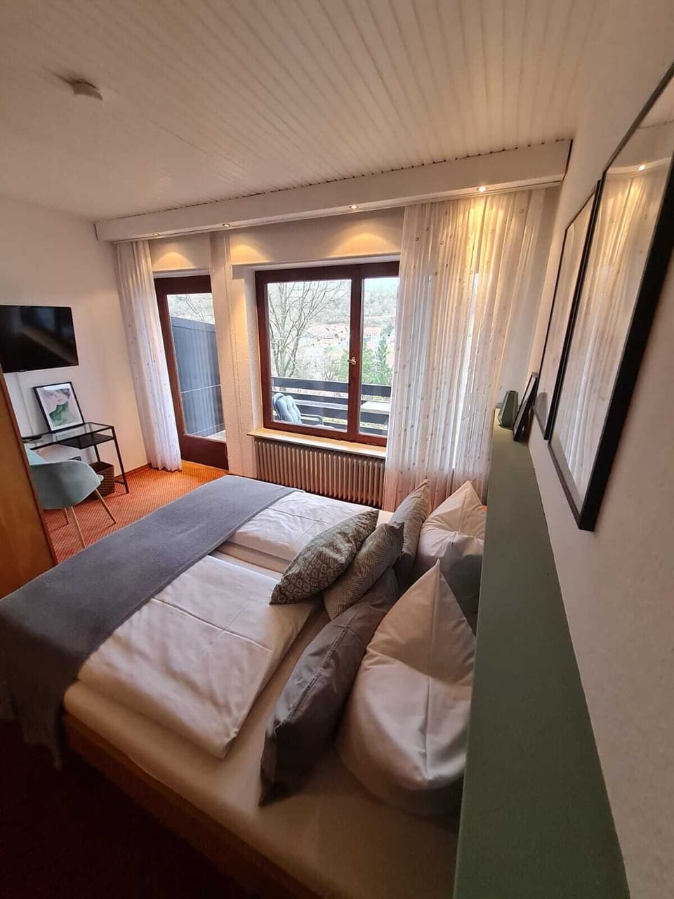 Classic Double Room | Blackout drapes, iron/ironing board (on request), WiFi (free)