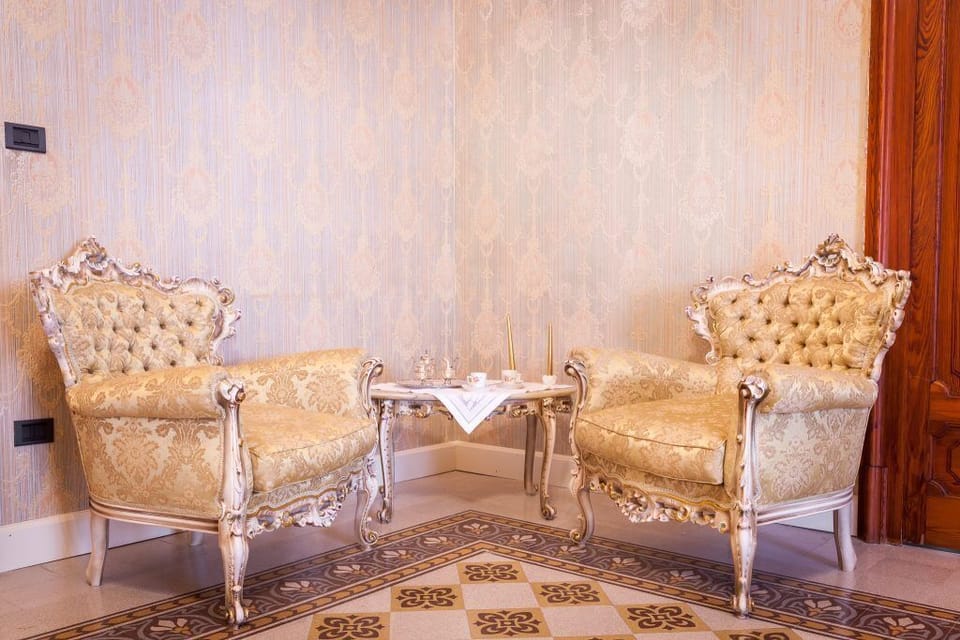 Deluxe Quadruple Room (Stella) | Individually decorated, individually furnished, blackout drapes