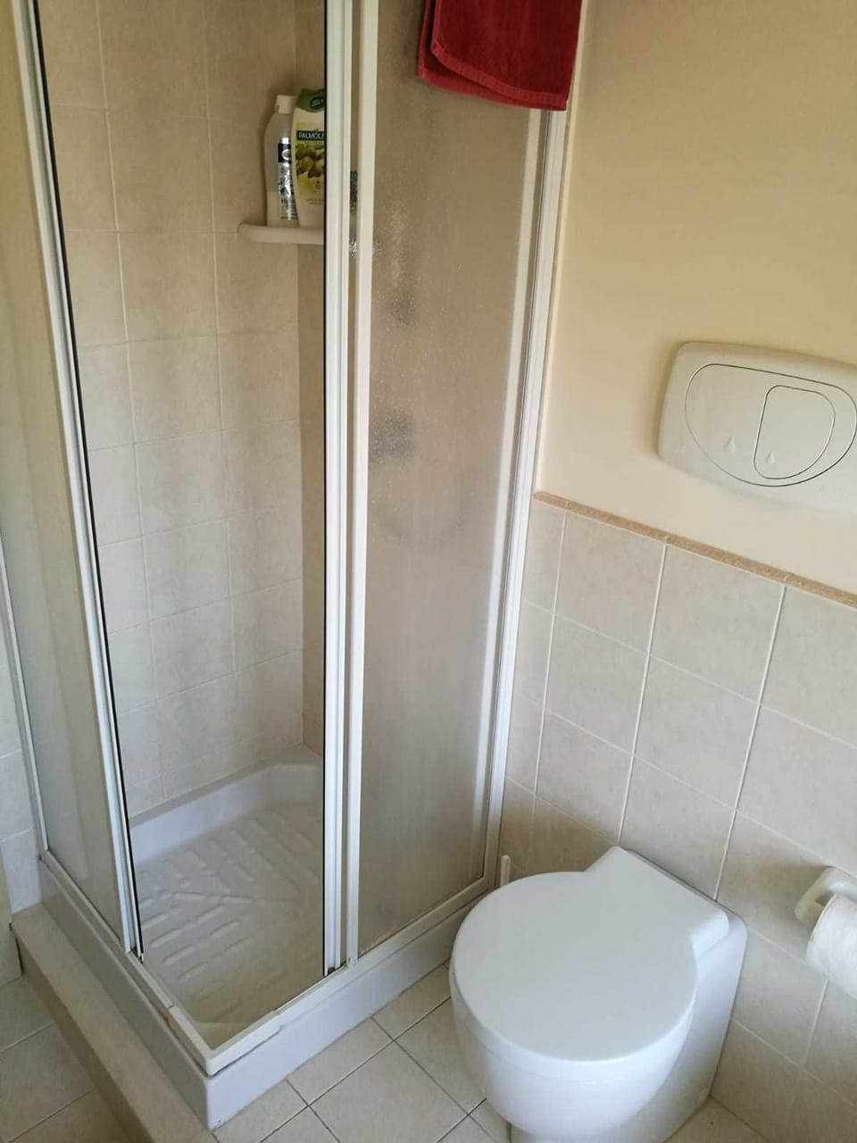 Double Room | Bathroom shower