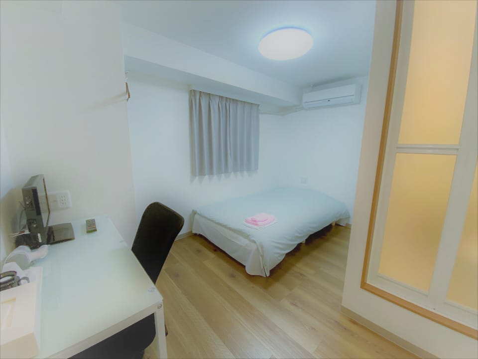 1 bedroom, desk, laptop workspace, blackout drapes