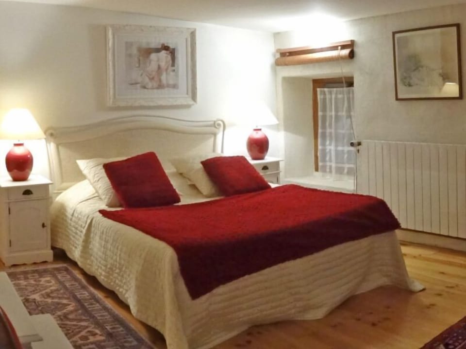Double Room, Courtyard View (Tilleul) | Individually decorated, individually furnished, soundproofing