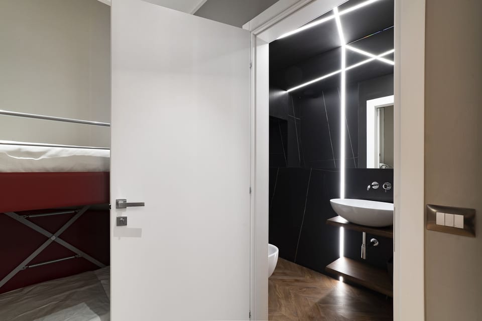 Family Quadruple Room | Bathroom | Free toiletries, hair dryer, slippers, bidet