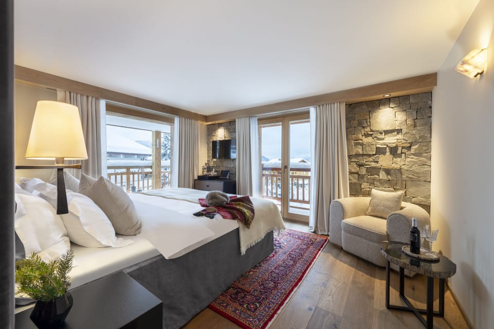 Grand Deluxe | Egyptian cotton sheets, premium bedding, minibar, in-room safe