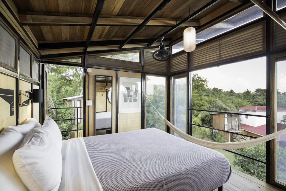 Luxury Tree House, 1 Queen Bed, Kitchen, Ocean View | Premium bedding, down comforters, in-room safe, laptop workspace