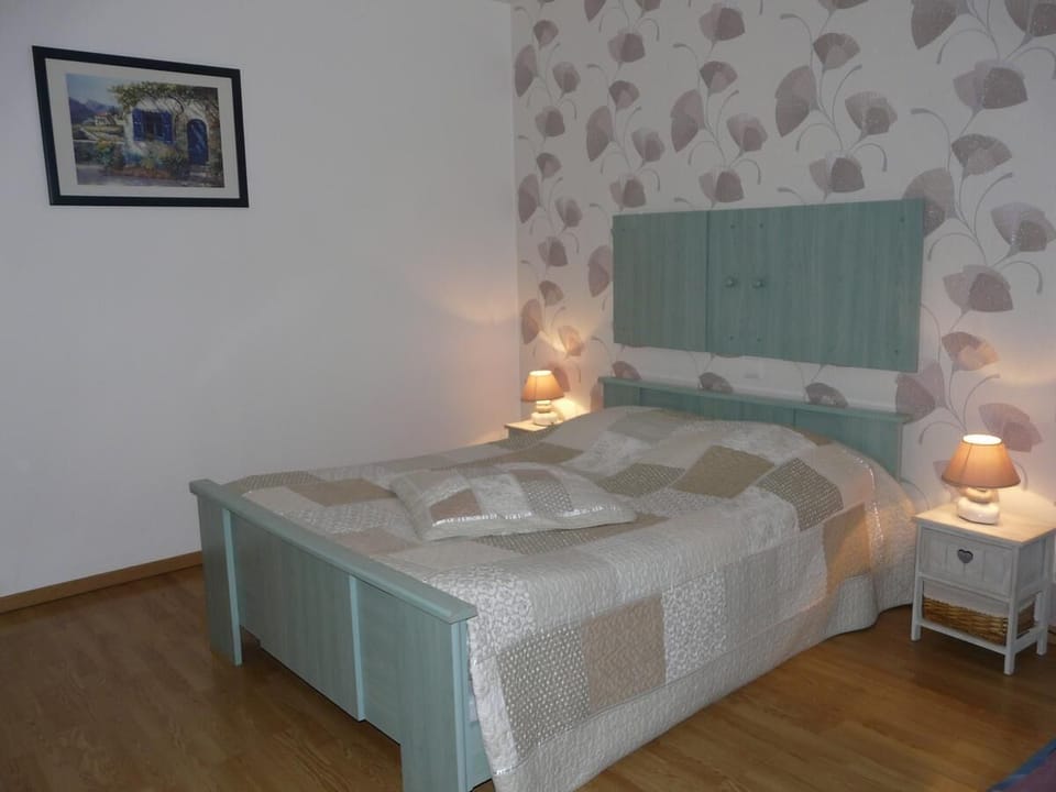 Double Room | Individually decorated, individually furnished, desk