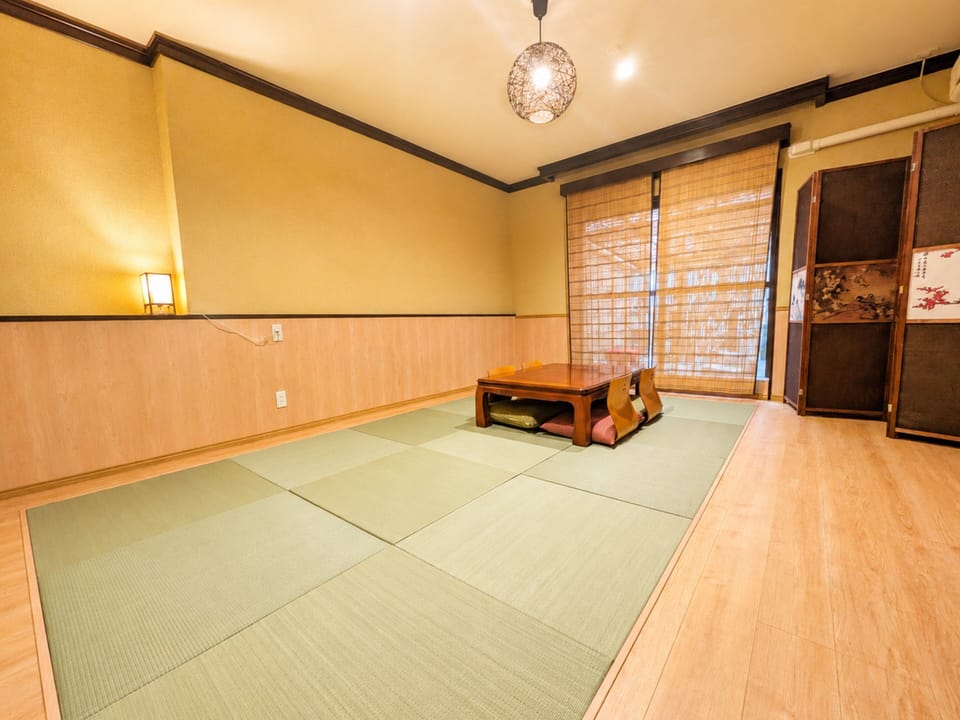 Japanese-style Quadruple Room | Desk, laptop workspace, soundproofing, iron/ironing board (on request)