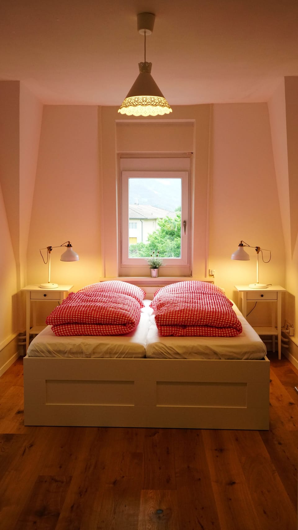 Standard Double Room, 1 Queen Bed, Mountain View | Hypo-allergenic bedding, free WiFi, bed sheets