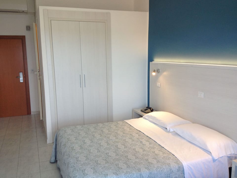 Desk, cribs/infant beds, free WiFi, wheelchair access