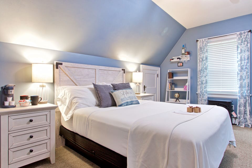 Blue Ridge Single King | Egyptian cotton sheets, premium bedding, pillowtop beds