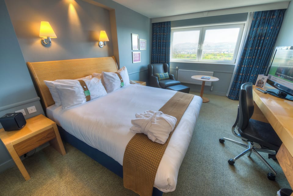 In-room safe, desk, iron/ironing board (on request), cribs (free)
