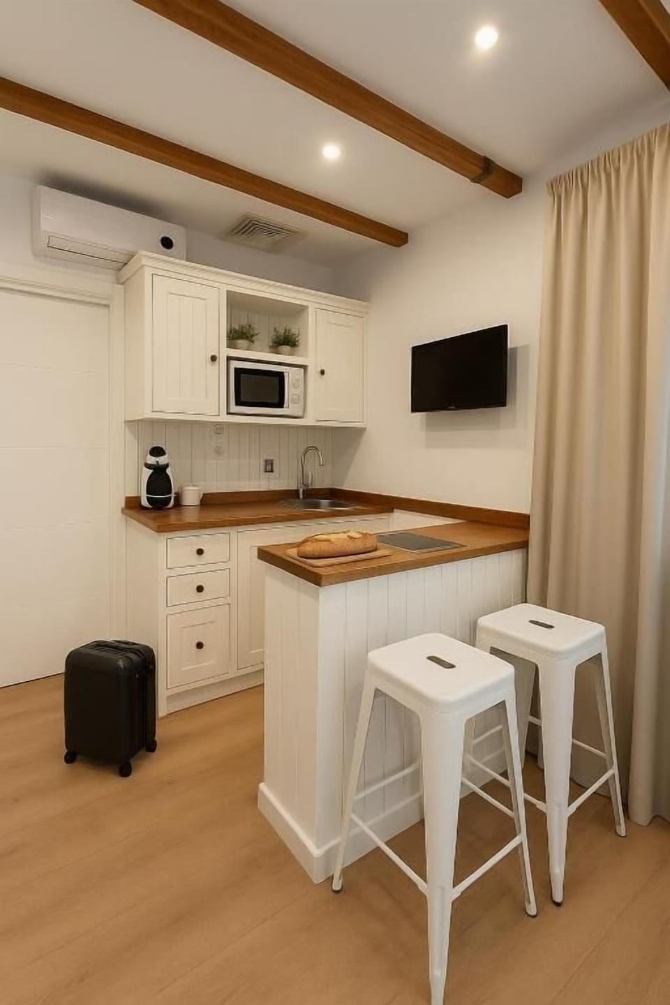 Apartment, City View | Private kitchen | Coffee/tea maker