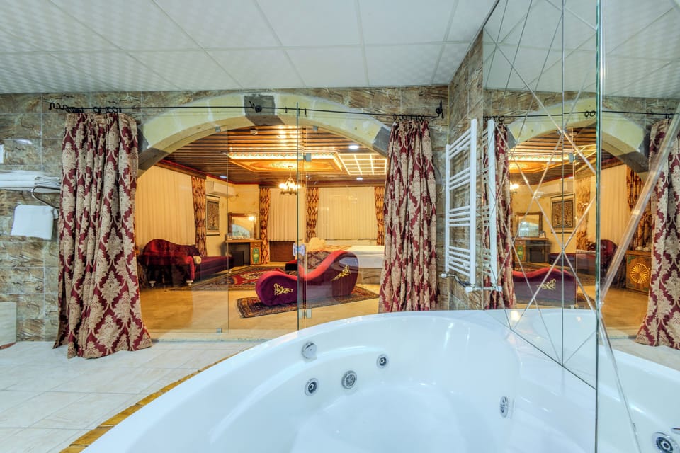 Honeymoon Room, Terrace, Mountain View | Bathroom | Free toiletries, hair dryer, bathrobes, slippers