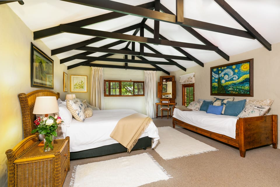 Classic Room, 1 Bedroom | Individually decorated, individually furnished