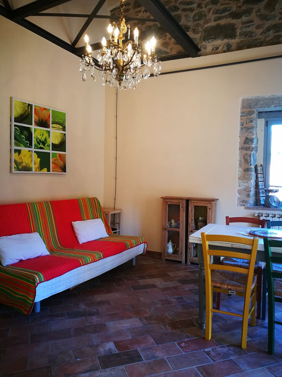 Classic Apartment, Multiple Beds | Private kitchen | Coffee/tea maker, electric kettle