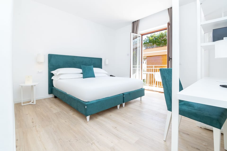 Superior Double or Twin Room | Premium bedding, down comforters, in-room safe, desk