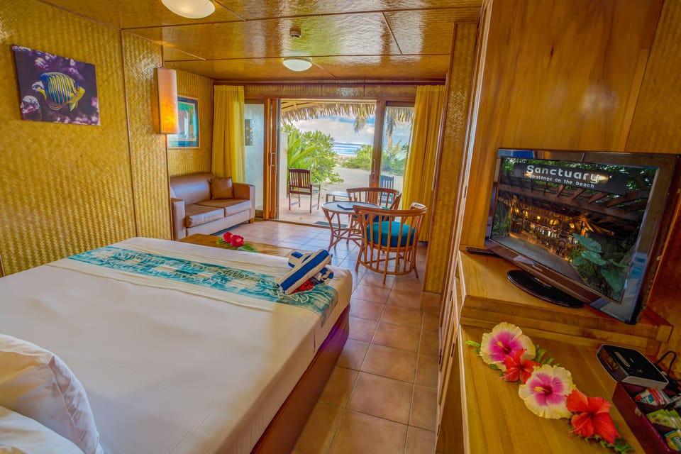 Premium bedding, pillowtop beds, in-room safe, desk