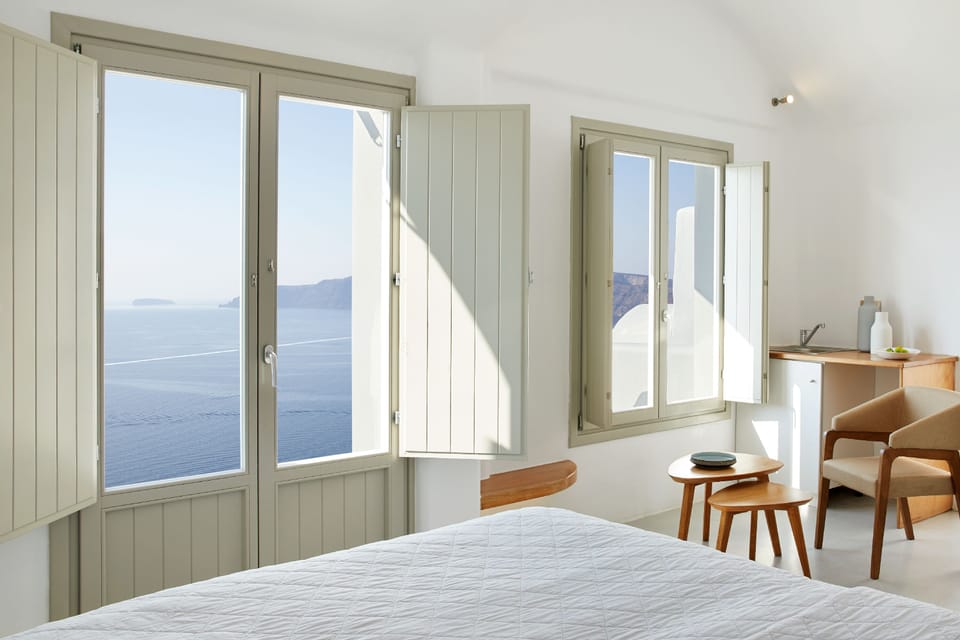 Premium bedding, down comforters, pillowtop beds, minibar