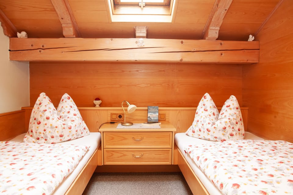 1 bedroom, in-room safe, individually decorated, individually furnished