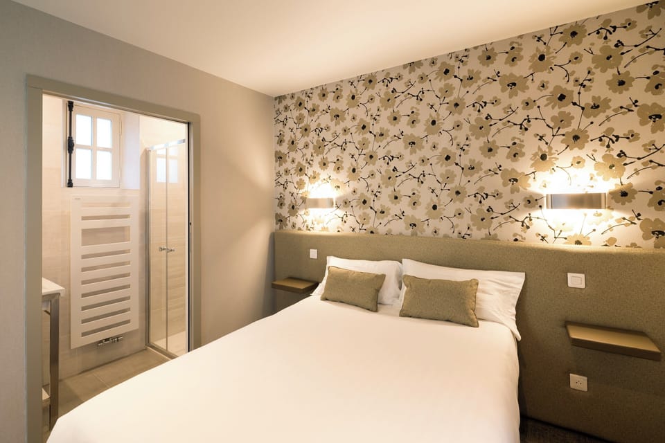 Chambre Standard Double | Desk, free WiFi, bed sheets