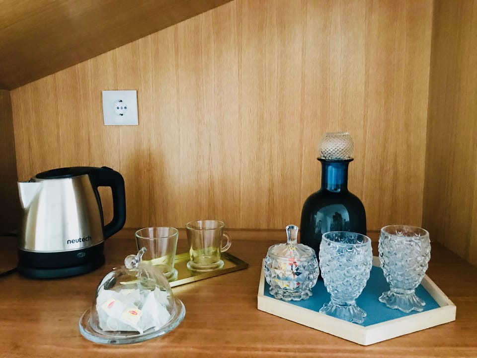 Superior Suite, Balcony, Vineyard View | Individually decorated, individually furnished, soundproofing