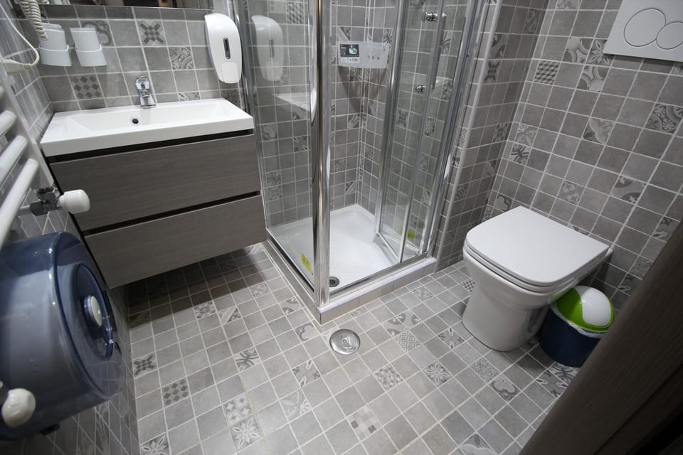 Memory foam beds, minibar (free items), in-room safe, desk