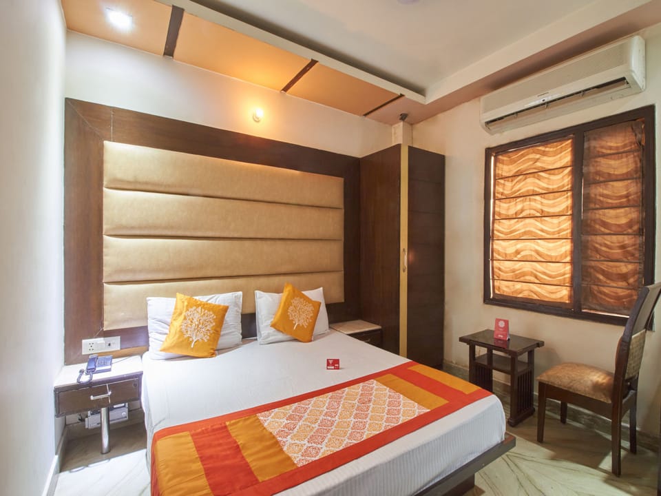 Standard Room | WiFi (free), bed sheets