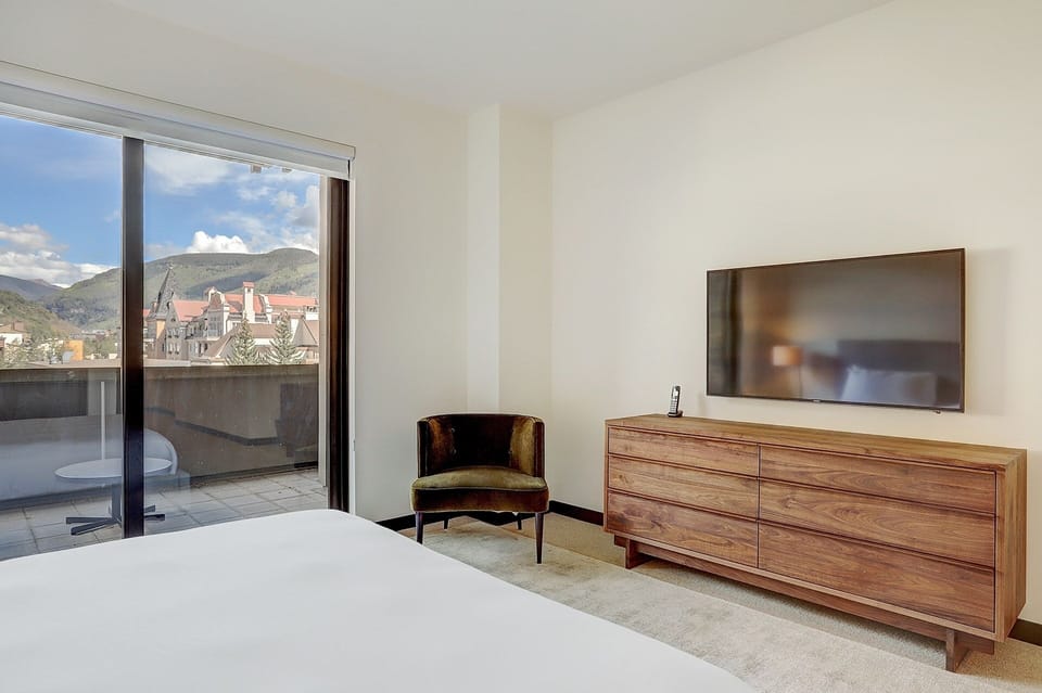 Condo, 4 Bedrooms | 4 bedrooms, cribs (surcharge), WiFi (free)