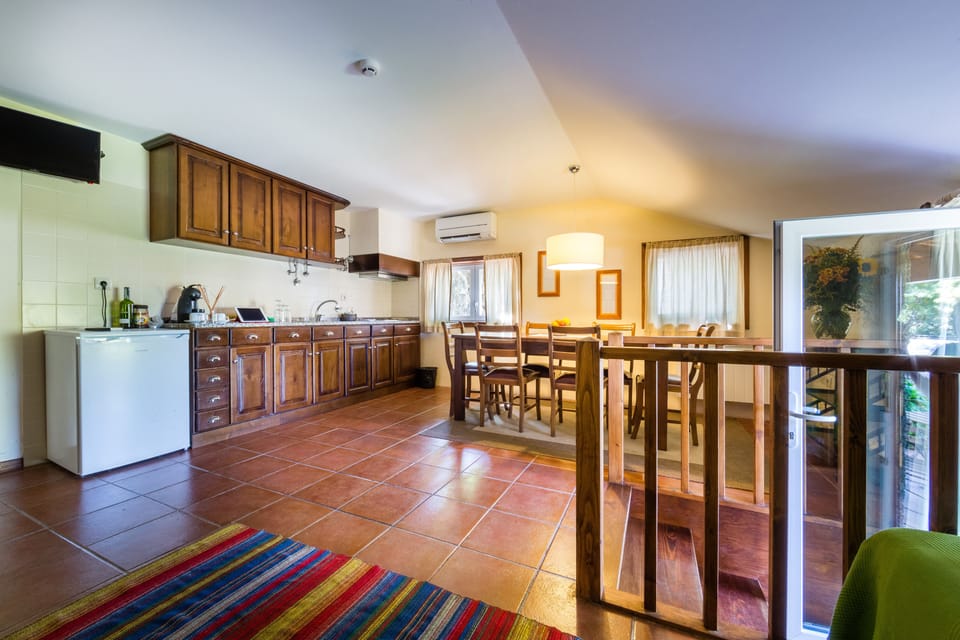 Standard Cottage, 2 Bedrooms | Private kitchenette | Coffee/tea maker, electric kettle
