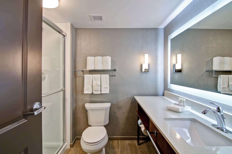 Bathroom shower
