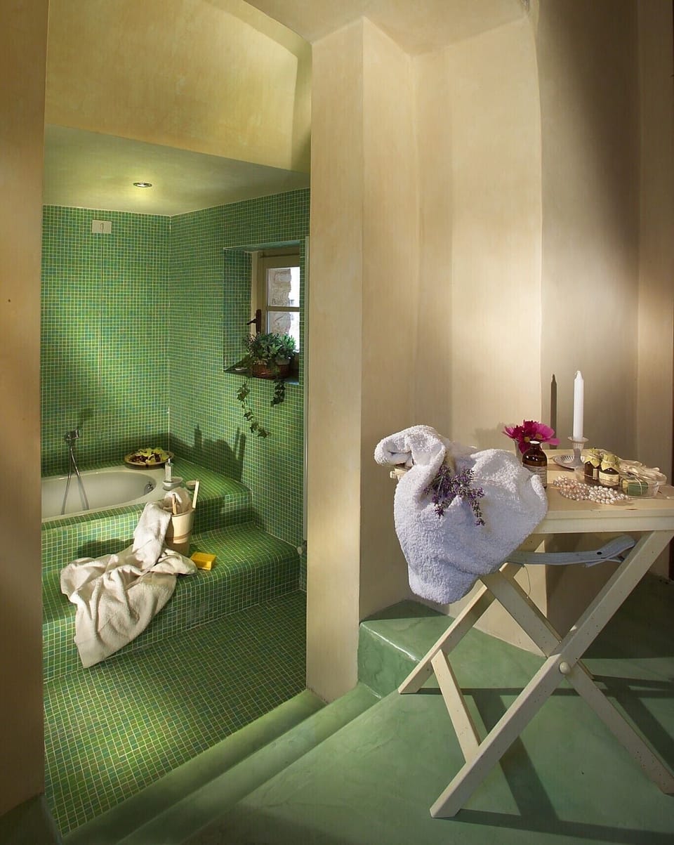 Classic Single Room | Bathroom | Free toiletries, hair dryer, bidet, towels