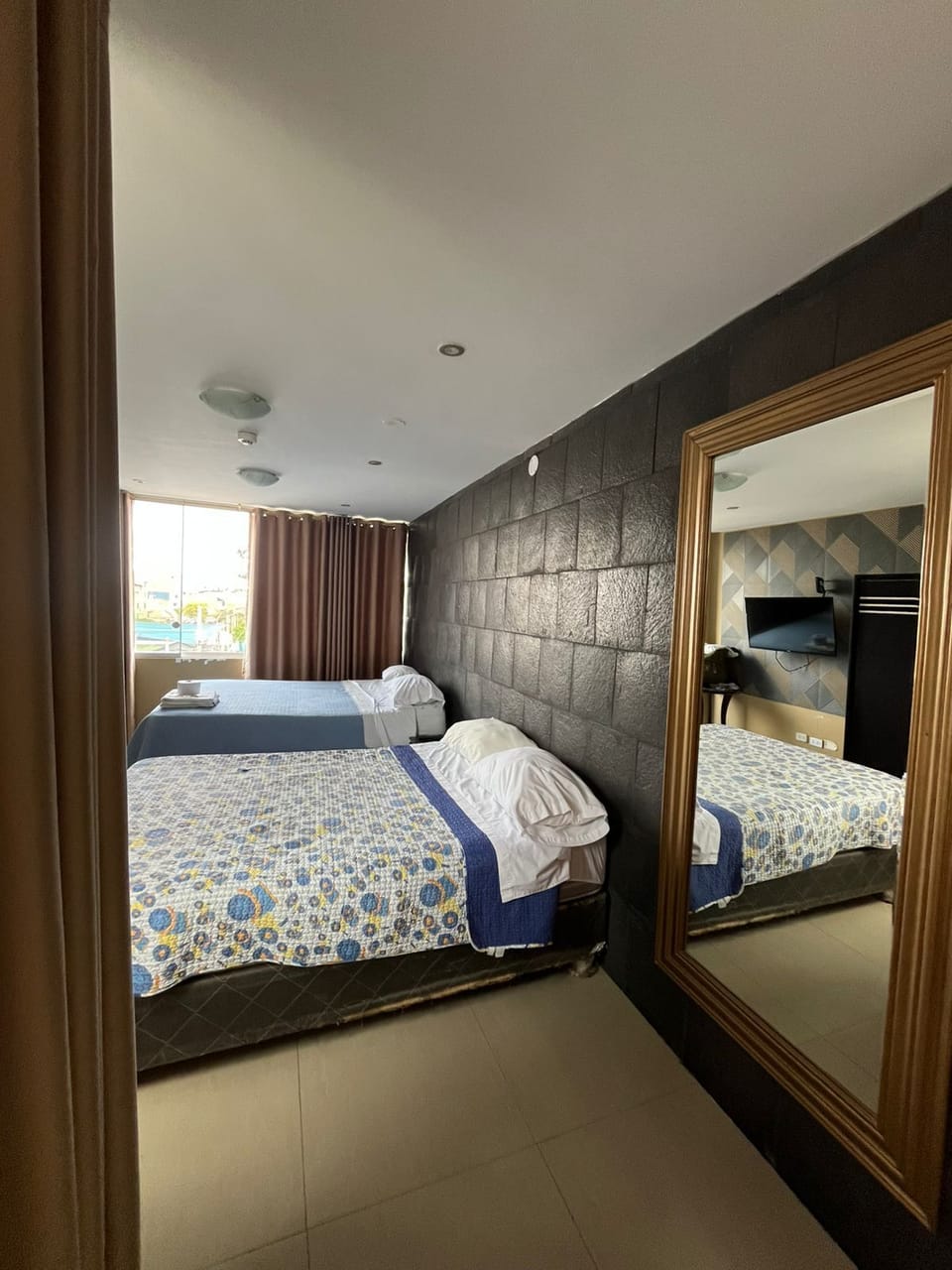 Double or Twin Room | WiFi (free), bed sheets