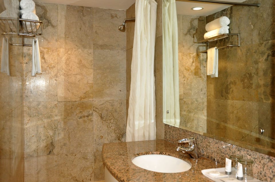 Free toiletries, hair dryer (on request), slippers, bidet
