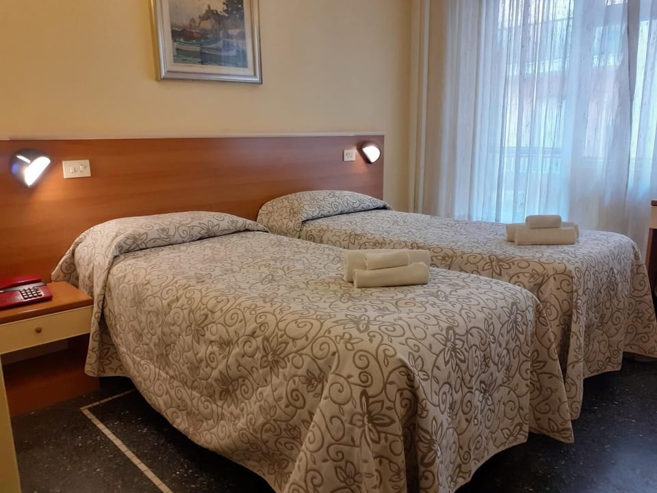 In-room safe, desk, free WiFi, bed sheets