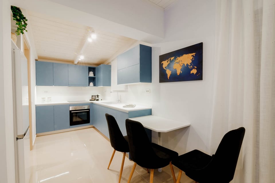 Comfort Villa, 2 Bedrooms | Private kitchen | Mini-fridge