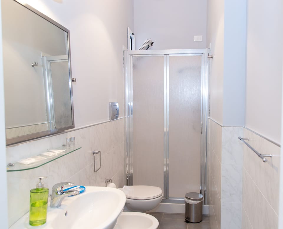Bathroom shower