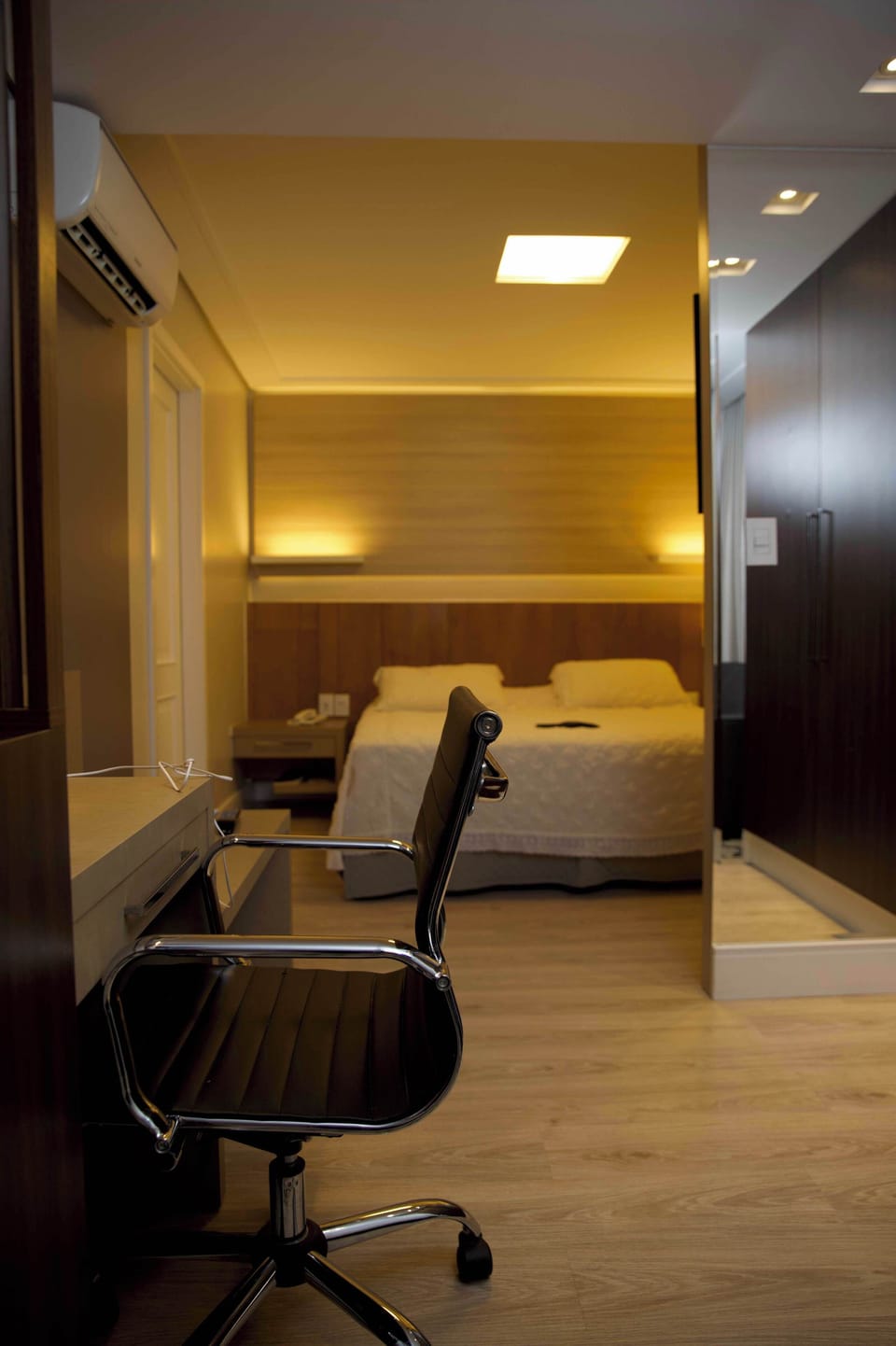 Superior Suite | Hypo-allergenic bedding, minibar, soundproofing, free WiFi