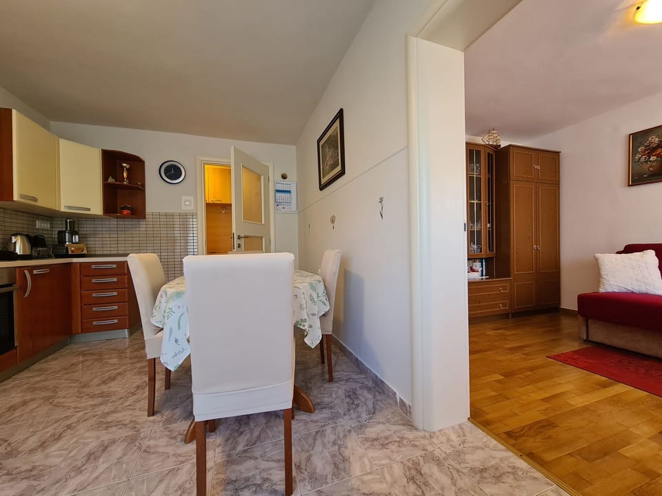 Standard Apartment, 1 Bedroom (0344) | Living area | TV