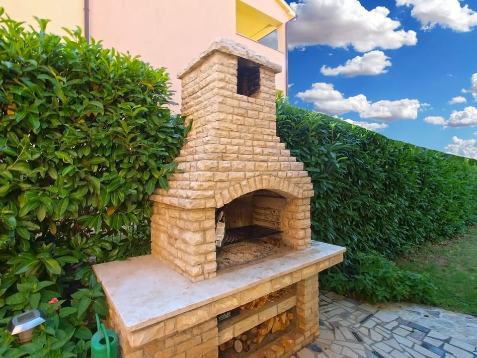 BBQ/picnic area
