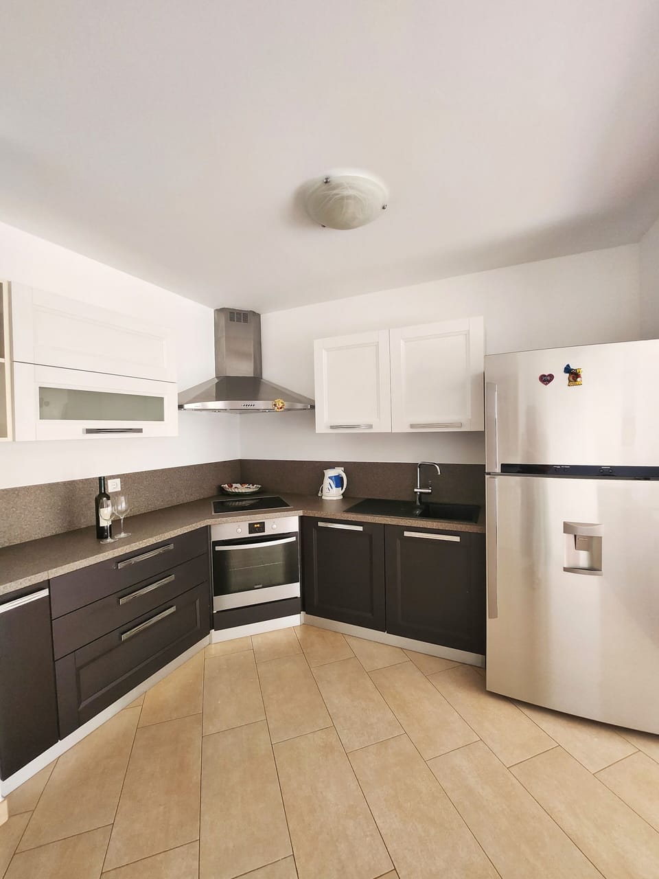 Standard Apartment, 2 Bedrooms (1695/17541) | Private kitchen | Fridge