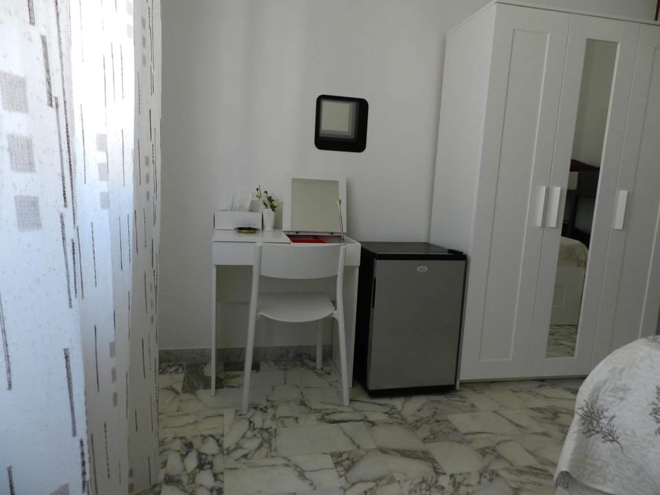 Minibar, desk, iron/ironing board, rollaway beds