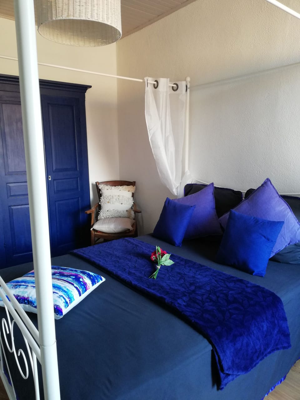 Double Room (Gary Craft) | Iron/ironing board (on request), cribs (surcharge), WiFi (free)