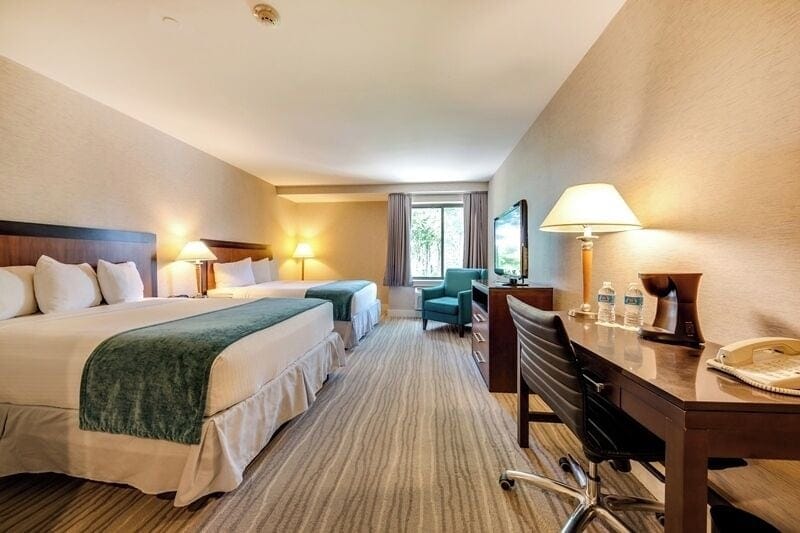 Premium bedding, pillowtop beds, in-room safe, blackout drapes